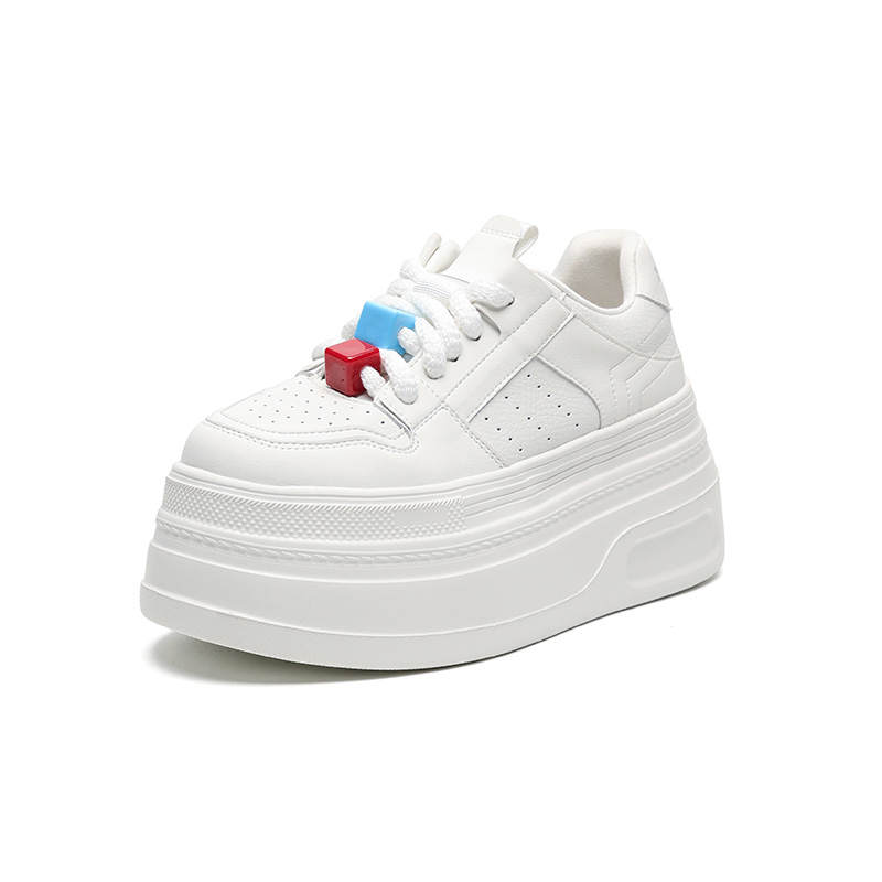 HUANAI Lightweight Height Increasing Low top Skateboard Shoes Women's White