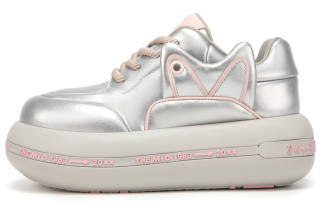 MIO Low top Skateboard Shoes Women's