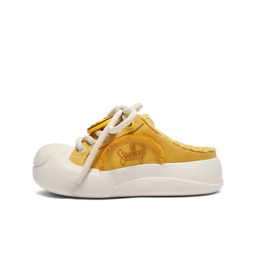 BELLE x SMILEY Abrasion Resistant Closed Toe Slippers Women's