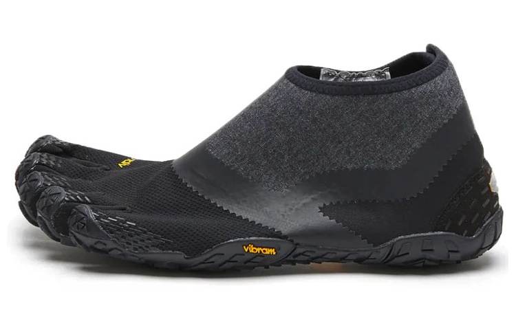 Suicoke Suicoke Split Toe Slip on Sneakers