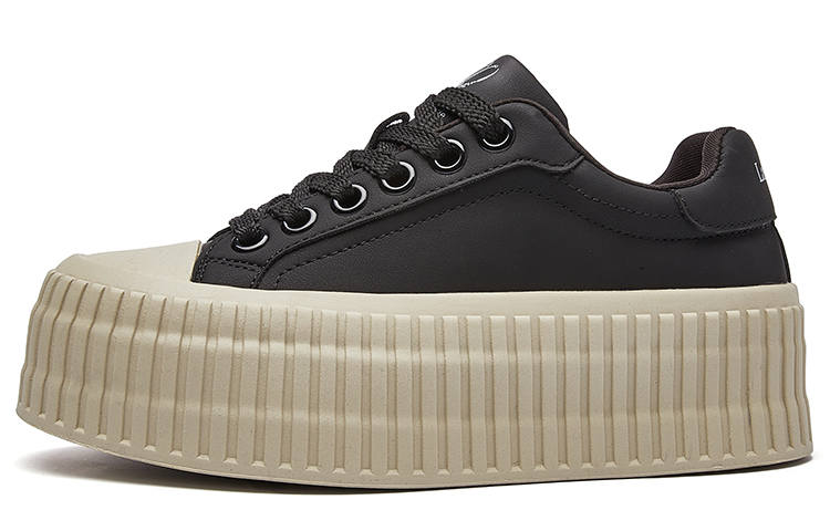 La Chapelle Height Increasing Lightweight Height Increasing Lightweight Low top Skateboard Shoes Women's