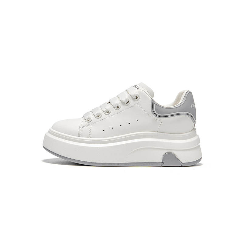 FIVE PLUS FIVE PLUS Low top Skateboard Shoes Women's