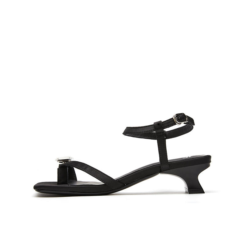 15 MINS 15 MINS One Strap Sandals Women's