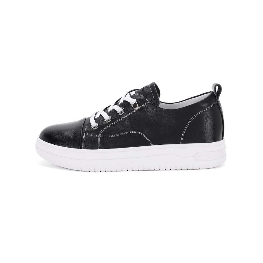PIERCE GENTRY Cow Leather Lightweight, Breathable, Moisture Wicking Low top Skateboard Shoes Women's
