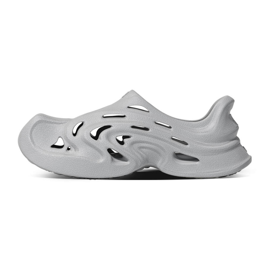 MAISON MISFIT 15 Taotie EVA Clogs Men's Little Silver Gray
