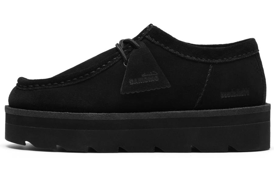 Clarks Low top Casual Shoes Women's