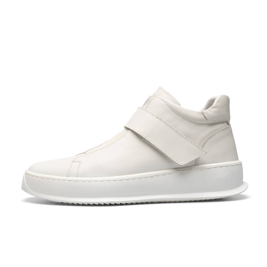 D:FUSE SCANDINAVIA D FUSE SCANDINAVIA Cow Leather Slip Resistant Slip Resistant Mid top Skateboard Shoes Men's White