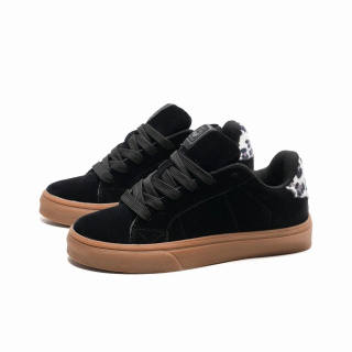 Garfield Synthetic Leather Low top Skateboard Shoes Unisex