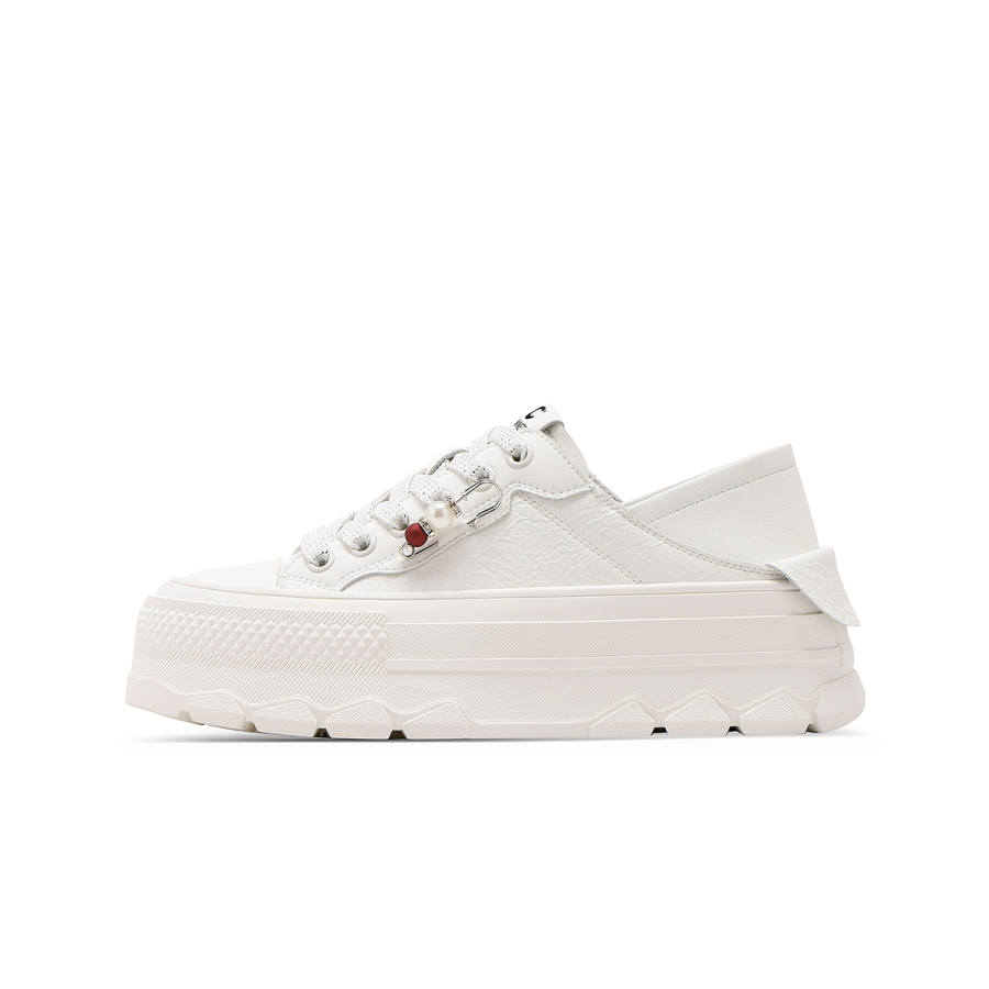 C°BANNER Synthetic Leather Abrasion Resistant Low top Skateboard Shoes Women's Beige