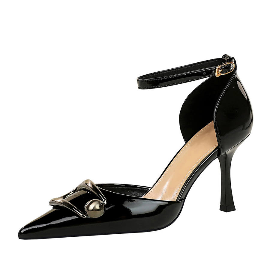 YAFEI XUANYU Pu Slim Heel High Heels Women's Black