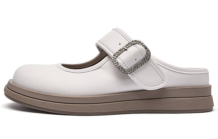 La Chapelle Abrasion Resistant Closed Toe Slippers Women's
