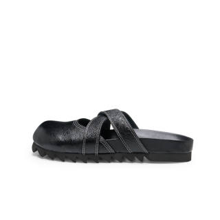 Lost In Echo Slip Resistant Closed Toe Slippers Women's