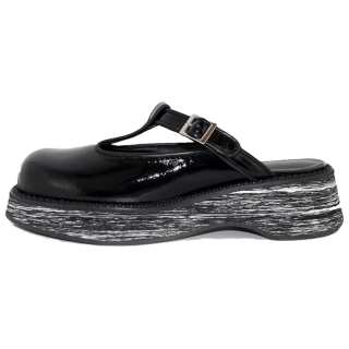 URIMERA Closed Toe Slippers Women's Black