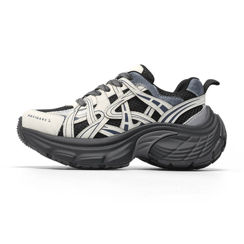 NAVIGARE Low top Chunky Sneakers Women's Black White