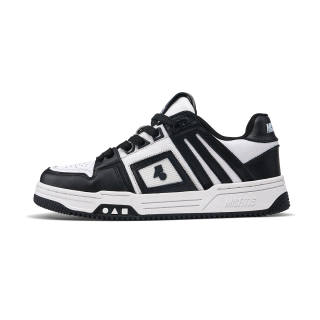 MAISON MISFIT 15 Savior Low top Casual Skate Shoes Unisex Black White