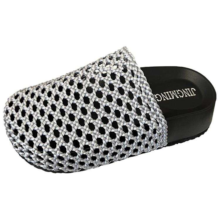 N6N8 Closed Toe Slippers Women's