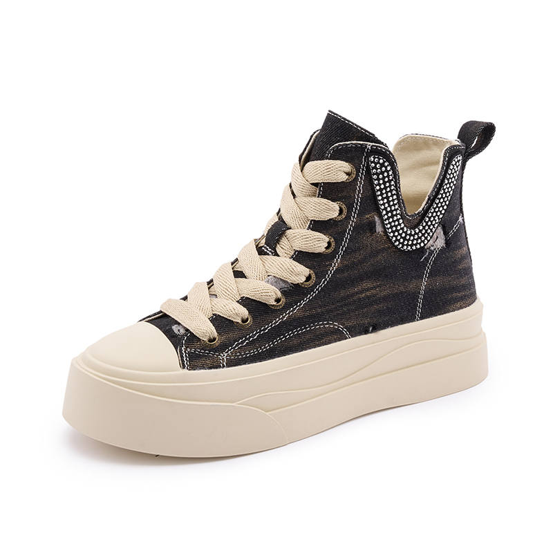 MILANLIANGE Slip Resistant Abrasion Resistant High top Skateboard Shoes Women's