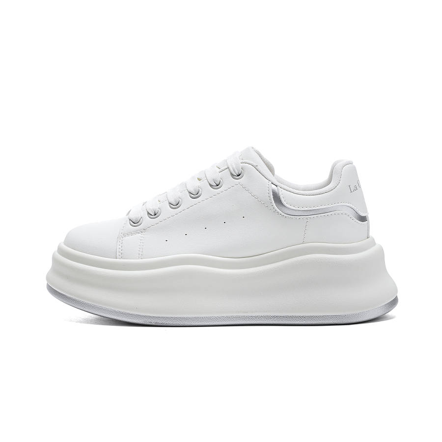 La Chapelle Synthetic Leather, Textile Low top Skateboard Shoes Women's Beige Silver
