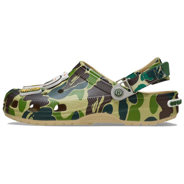 Crocs Crocs x A BATHING APE Classic Clog Clogs Unisex Tea Brown