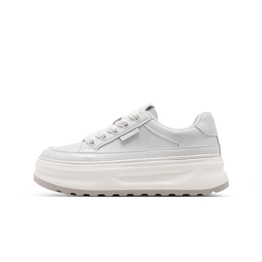 C°BANNER Synthetic Leather Low top Casual Shoes Women's Silver