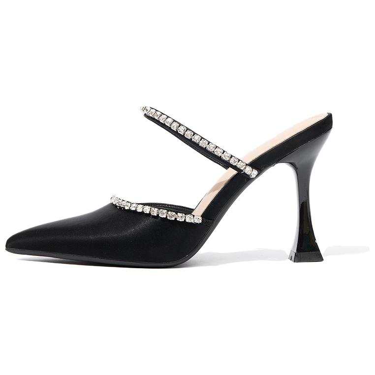 YAFEI XUANYU Slip Resistant Closed Toe Slippers Women's