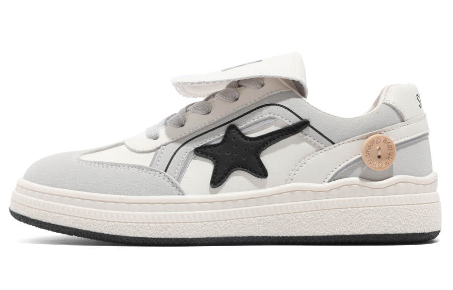 SEMIR Synthetic Leather Slip Resistant Slip Resistant Low top Skateboard Shoes Women's