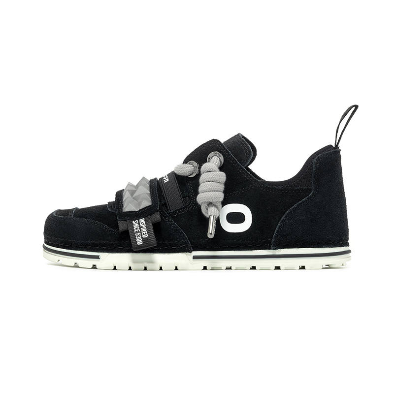 OETZI Low top Stylish Skateboarding Shoes Unisex Black