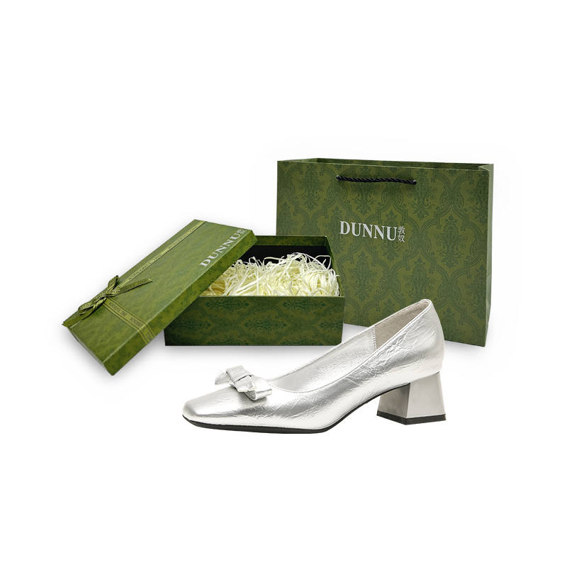 DUNNU Leather Chunky Heel High Heels Women's Box Included