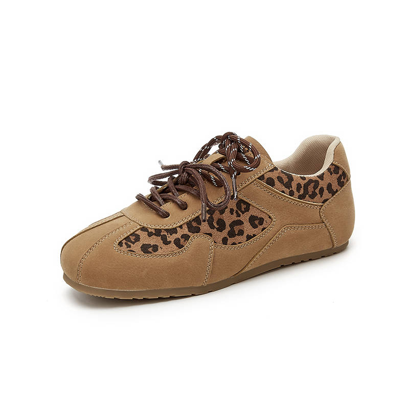 DAPHNE Synthetic Leather Slip Resistant Slip Resistant Low top Casual Shoes Women's