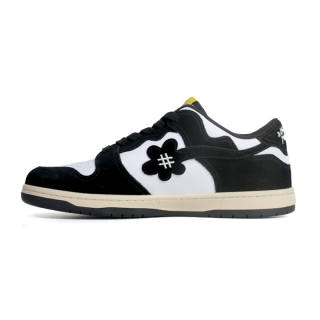 WATER THE PLANT Low top Skateboard Shoes Women's Black
