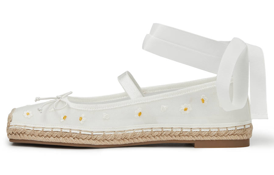 CHARLES&KEITH Small Ck Fabric Flat Mary Jane Shoes 2cm Women's White