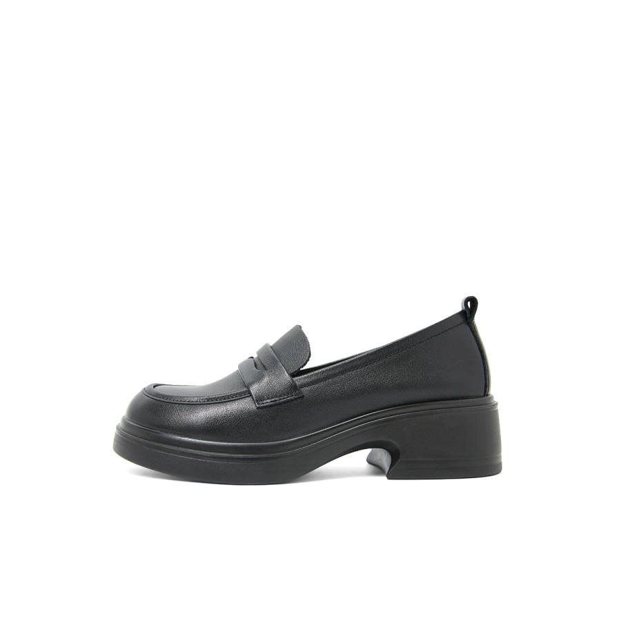 COMELY COMELY Loafers Women's Black/Ecru