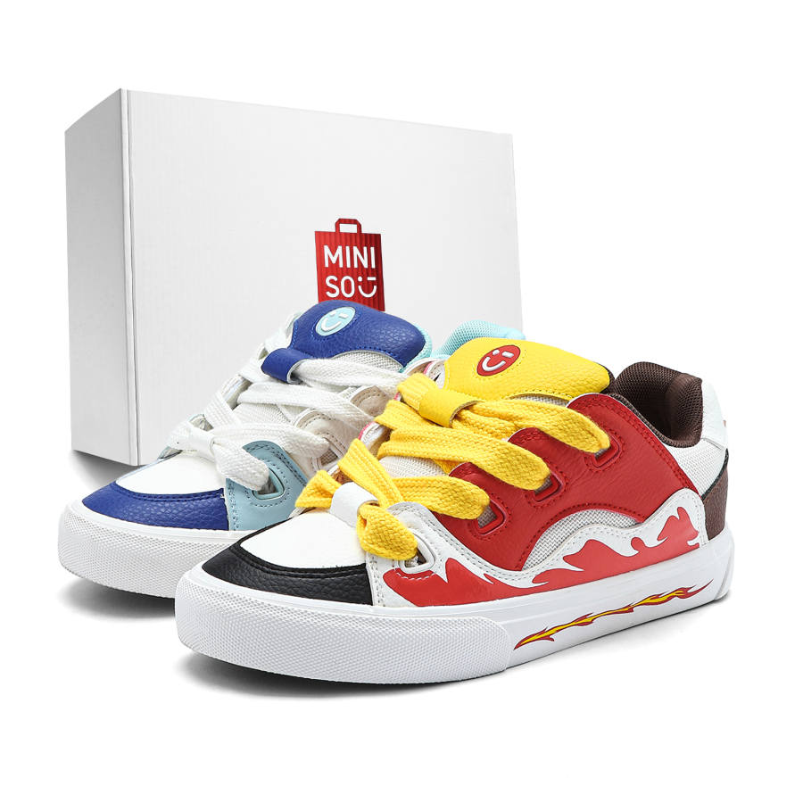 MINISO Skateboard Shoes Unisex Low Top Mismatched Red Blue