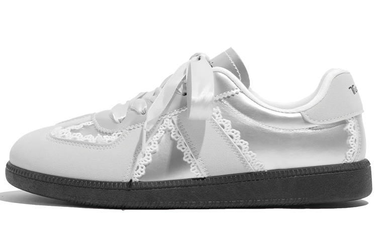 TUOPIN Low top Skateboard Shoes Women's