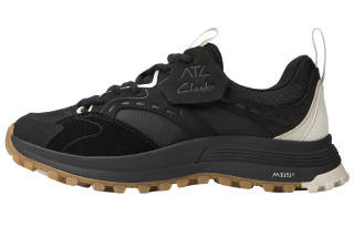 Clarks Cow Leather Low top Casual Shoes Women's Black