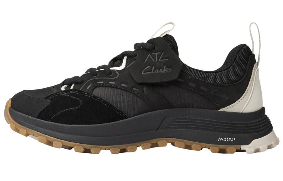 Clarks Cow Leather Low top Casual Shoes Women's Black