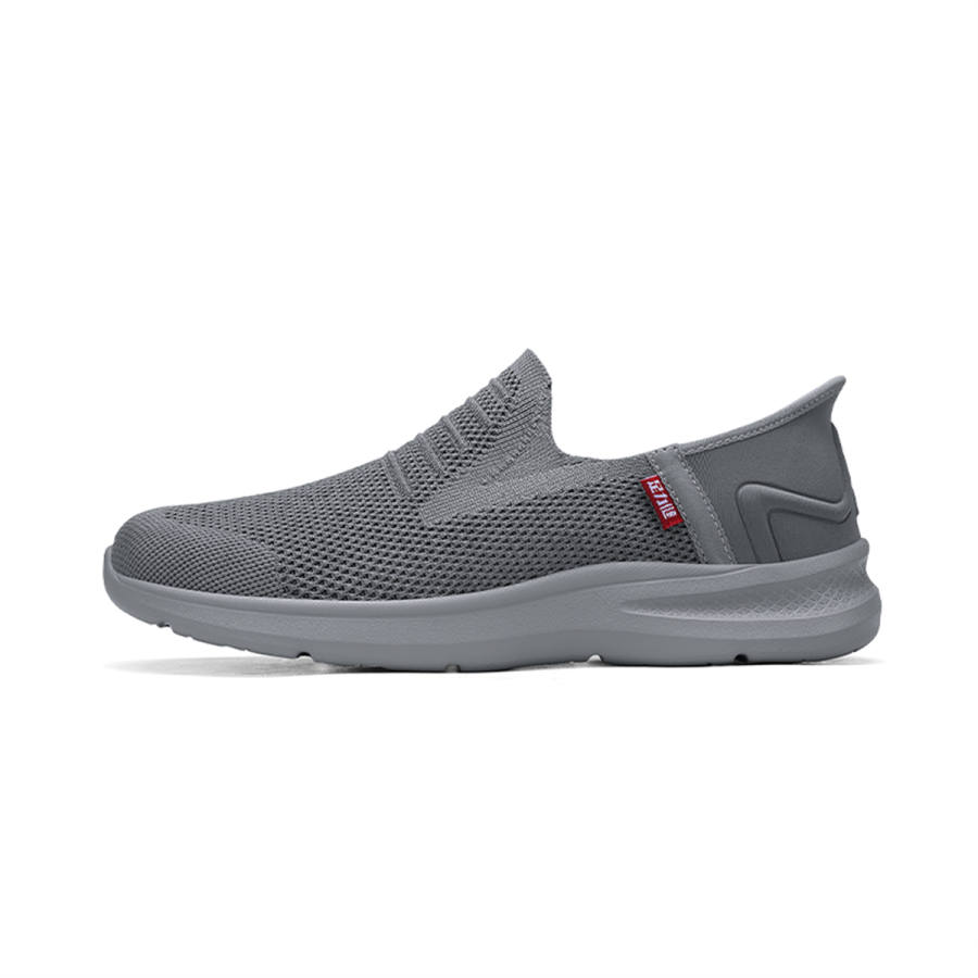 ZULIZ Slip on Shoes, Walking Shoes Slip Resistant, Abrasion Resistant, Breathable, Lightweight Low top Casual Shoes