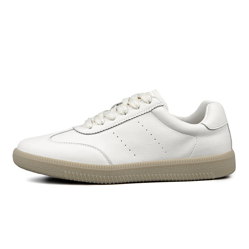 WENPU Slip Resistant Cushioning Lightweight Breathable Low top Skateboard Shoes Women's Beige