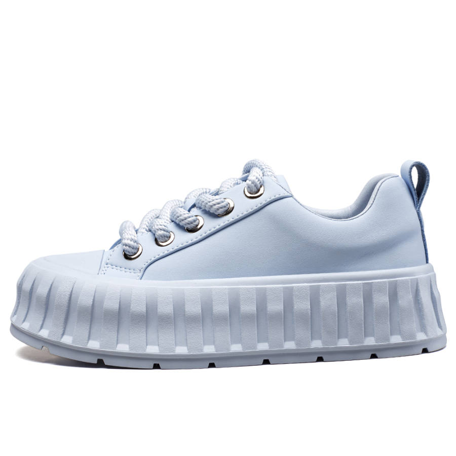 YEARCON Abrasion Resistant Low top Skateboard Shoes Women's