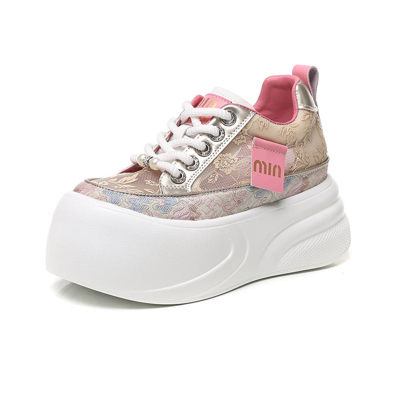 QITUMAUL Low top Skateboard Shoes Women's