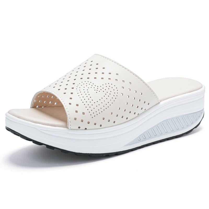 Reivantix Reivanti Slip Resistant Slide Slippers Women's Beige