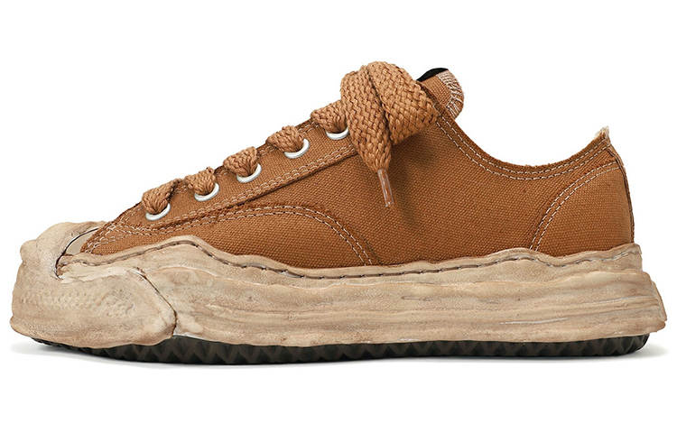 MIHARA YASUHIRO Hank Low top Stylish Skateboarding Shoes Unisex Brown Distressed