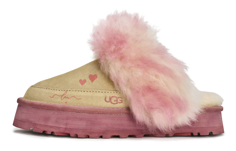 UGG Abrasion Resistant Closed Toe Slippers Women's Pink Brown