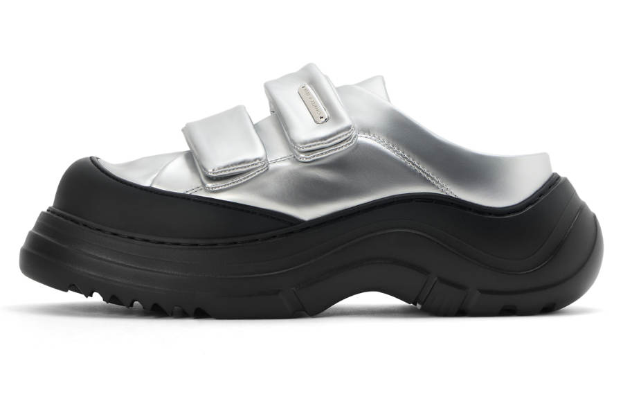 CHARLES&KEITH CHARLES&KEITH EVA Quiet No Special Function Closed Toe Slippers Women's