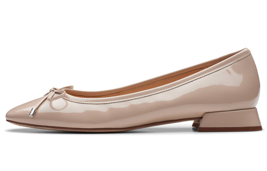 Clarks Cow Leather Casual Shoes Women's Khaki