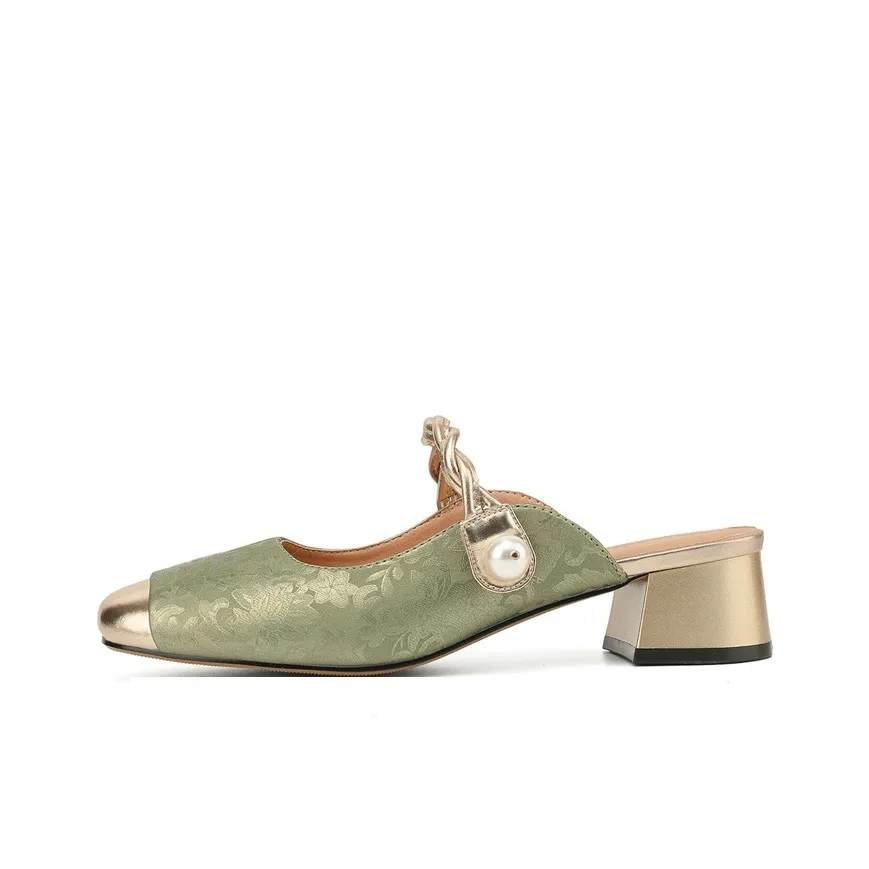 Medd Medd Closed Toe Slippers Women's