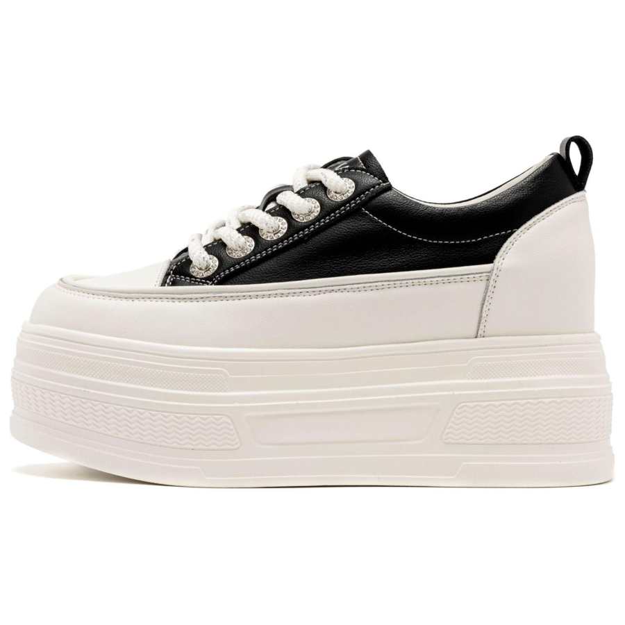 AOKANG Low top Skateboard Shoes Women's Black/White