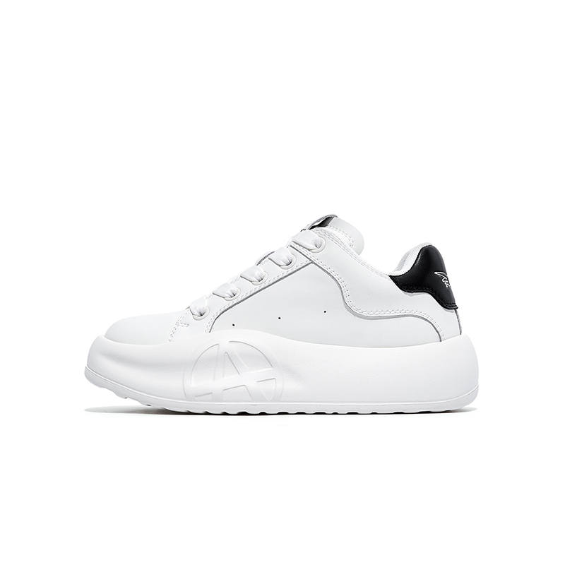 Acupuncture Height Increasing, Abrasion Resistant, Lightweight, And Breathable Low top Skateboard Shoes Unisex