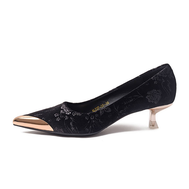 YAFEI XUANYU Suede Slim Heel High Heels 5CM Women's