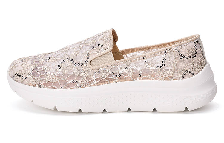 Joy&Mario Fabric Slip Resistant, Breathable, And Lightweight Low top Casual Shoes Women's